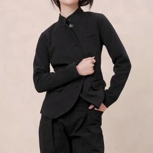 Banana Republic black knit pique cotton/poly/spandex jacket.Size MP. NWT.